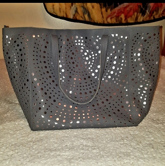 Bath & Body Works Handbags - NWT! Bath and body works tote